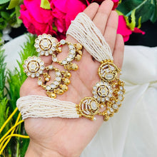 Elegant White Beaded Kundan Choker Set