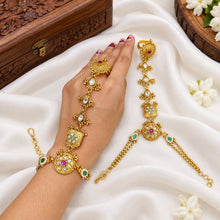 Antique Gold-Plated Rajwadi Kundan Haath Phool Hand Harness Set
