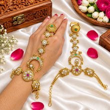 Antique Gold-Plated Rajwadi Kundan Haath Phool Hand Harness Set