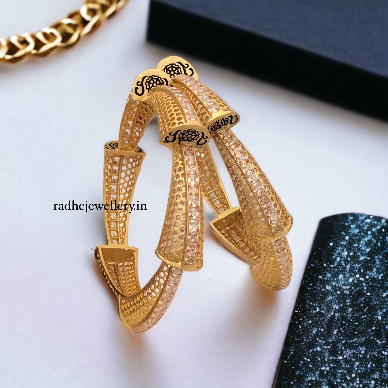 Latest fancy bangles design for women