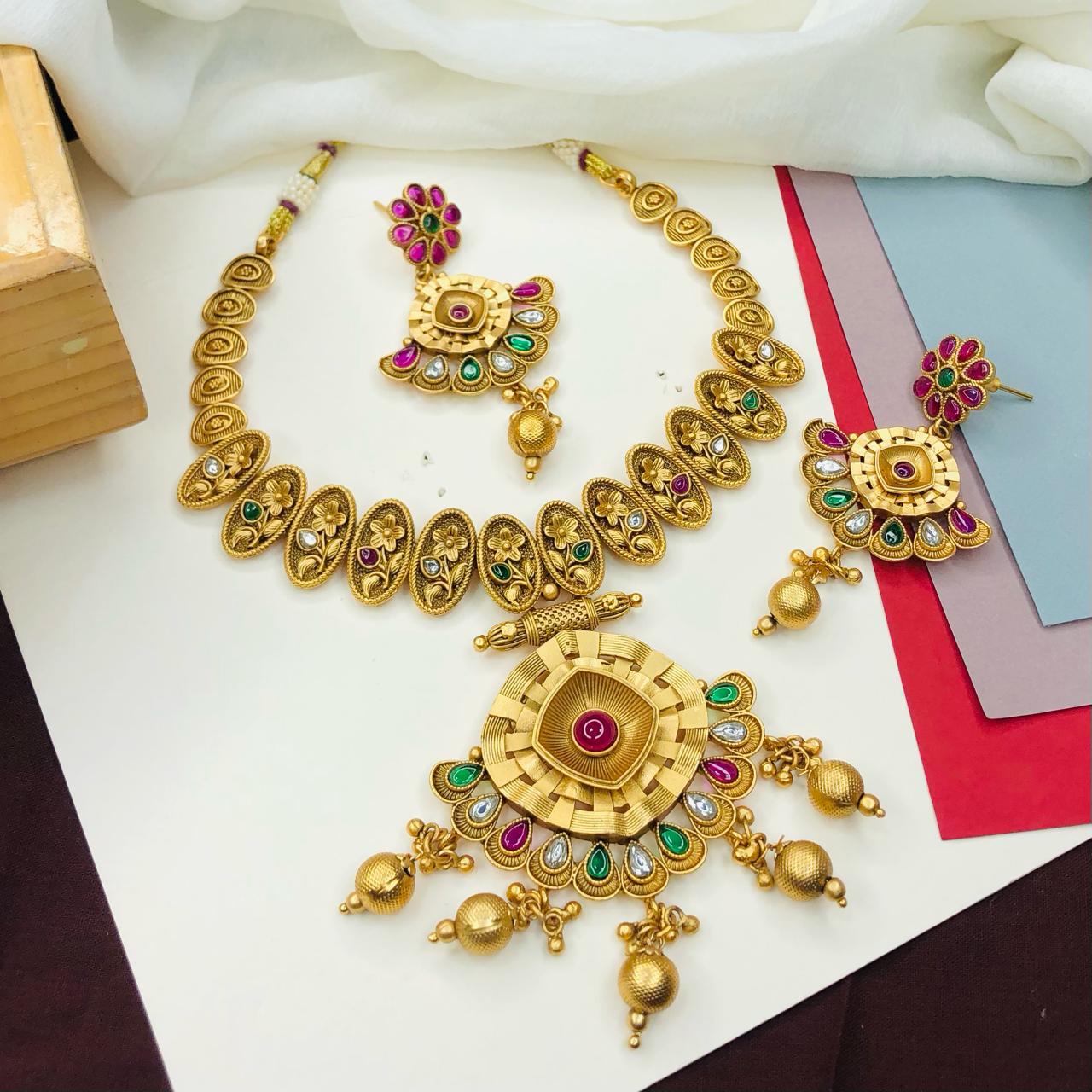 Ethnic Rajwadi Necklace Set, with Earrings