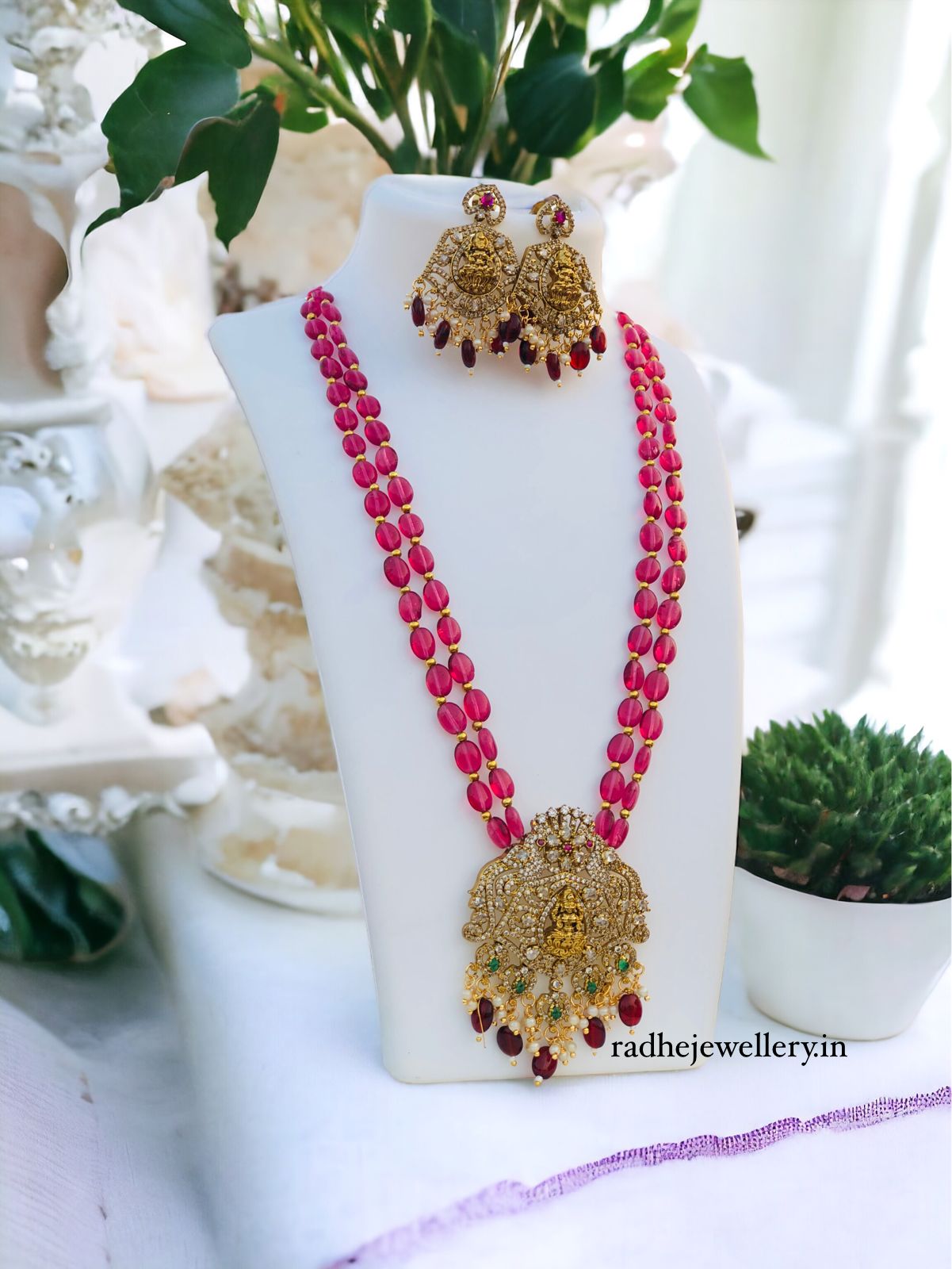 Victorian Diamond Neckpiece-Pink