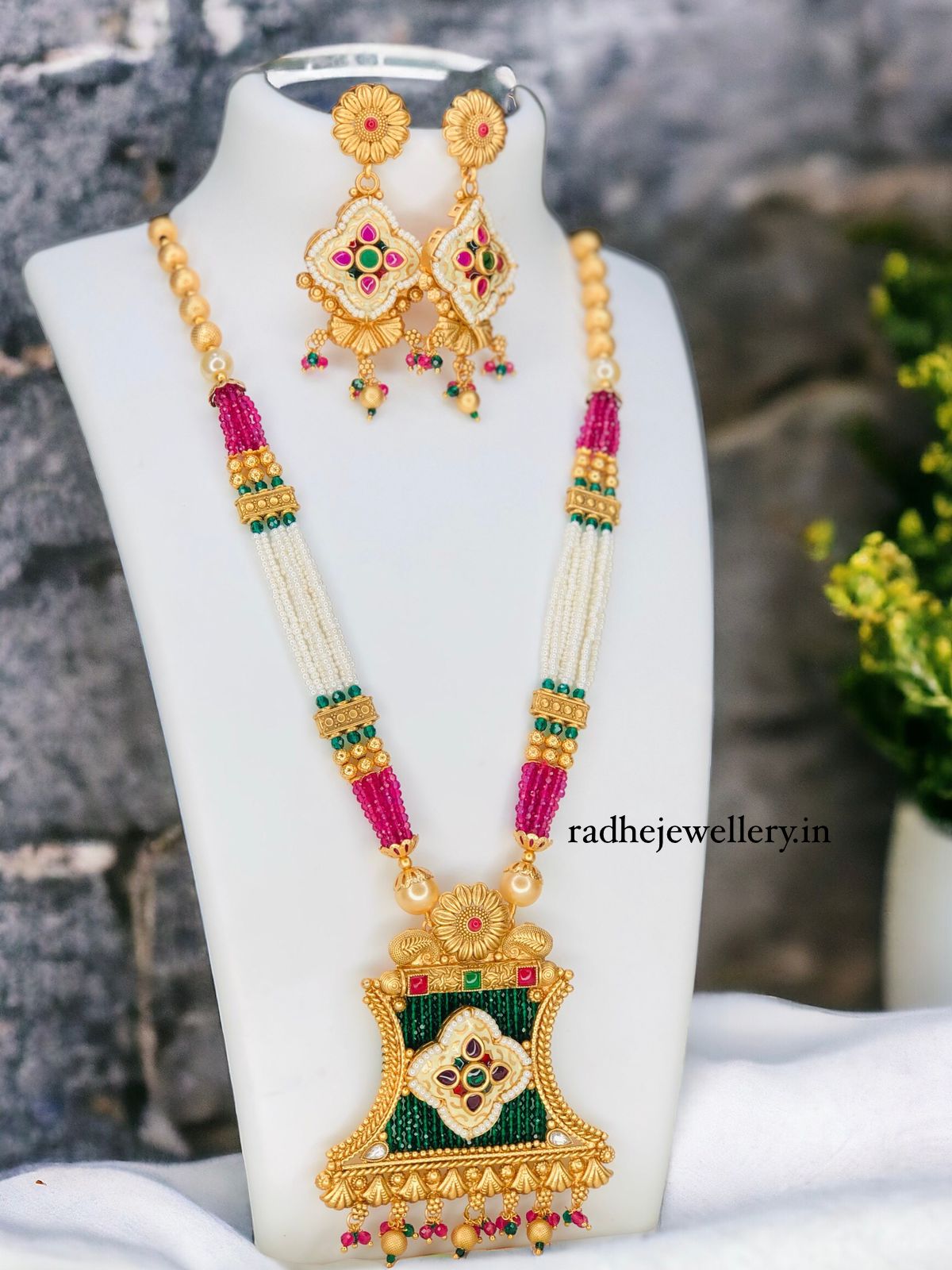 Rajwadi Polish Beautiful Fancy Designer Pendant Party wear Long Necklace Set