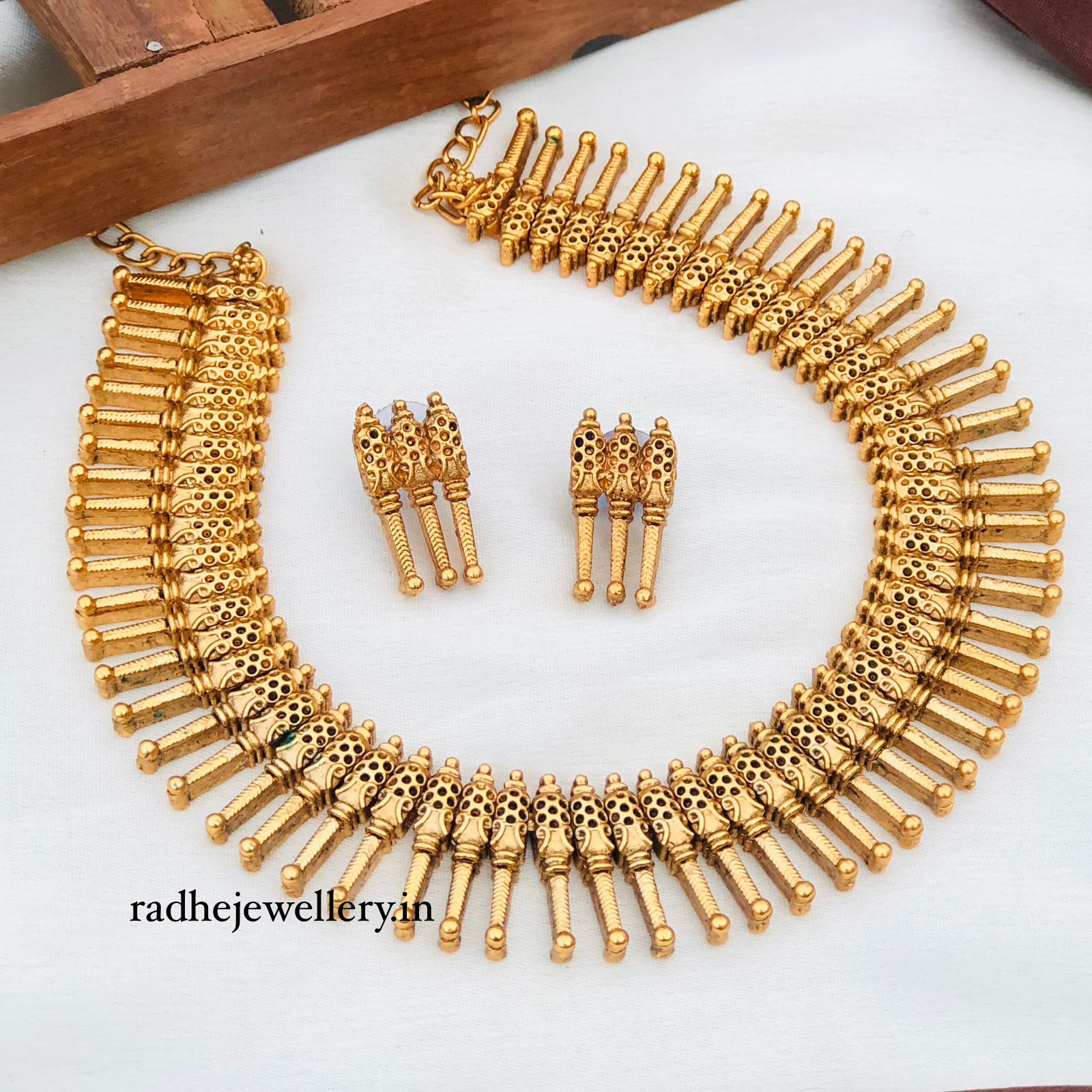 Wonderful Latest Gold Necklace Designs Antique Jewellery