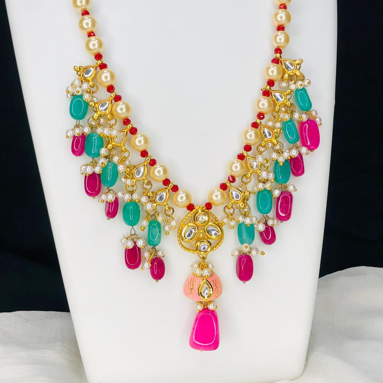 Beautiful Kundan Pendant Necklace with Statement Earrings/ Wedding Jewellery Set / Rajwadi Necklace/Indian Jewelry