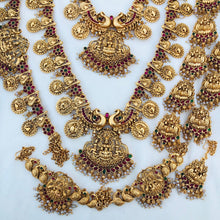 Beautiful Laxmi Design Matte Gold Polish Temple Design Temple Jewellery Wedding wear Dulhan Set