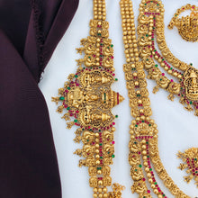 Beautiful Laxmi Design Matte Gold Polish Temple Design Temple Jewellery Wedding wear Dulhan Set