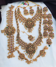 Beautiful Laxmi Design Matte Gold Polish Temple Design Temple Jewellery Wedding wear Dulhan Set