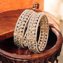Pachi Kundan Bangles/Kundan kada/Gold kada/Openable Bangle/Indian wedding Jewelry/Hand accessory