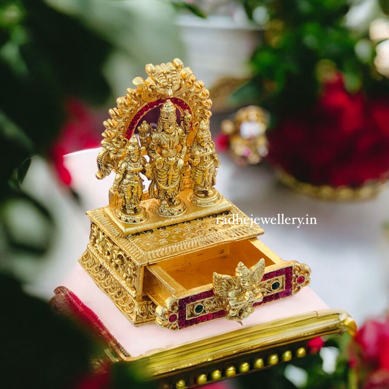 Gold Look Alike Vishnu Temple Kumkum Box,Premium Quality, Sindoor Box