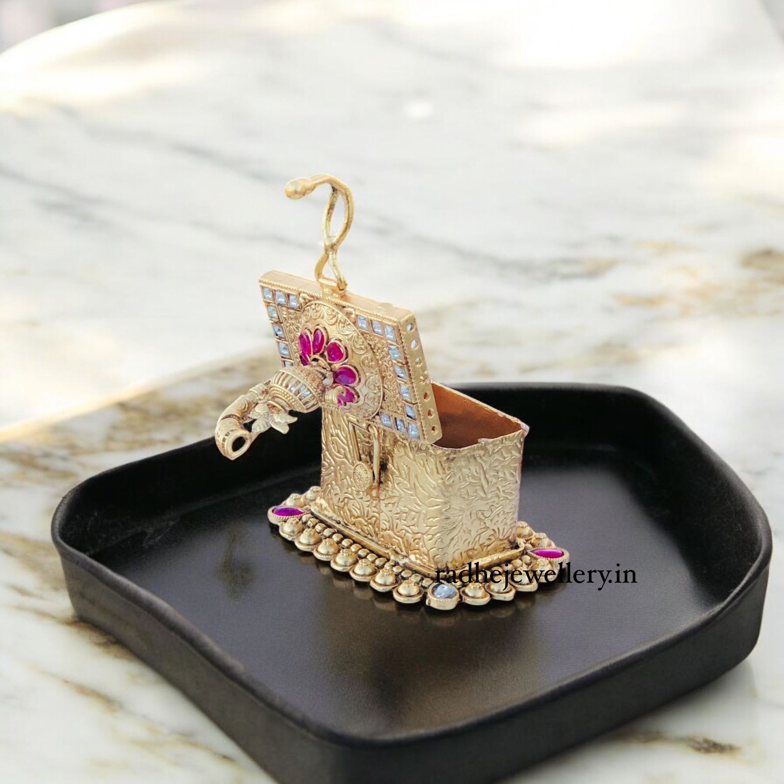 Classic Kumkum Box/Gold Plated Sidoor Box Gold sindoor box/Wedding Gift/Pooja Accessory