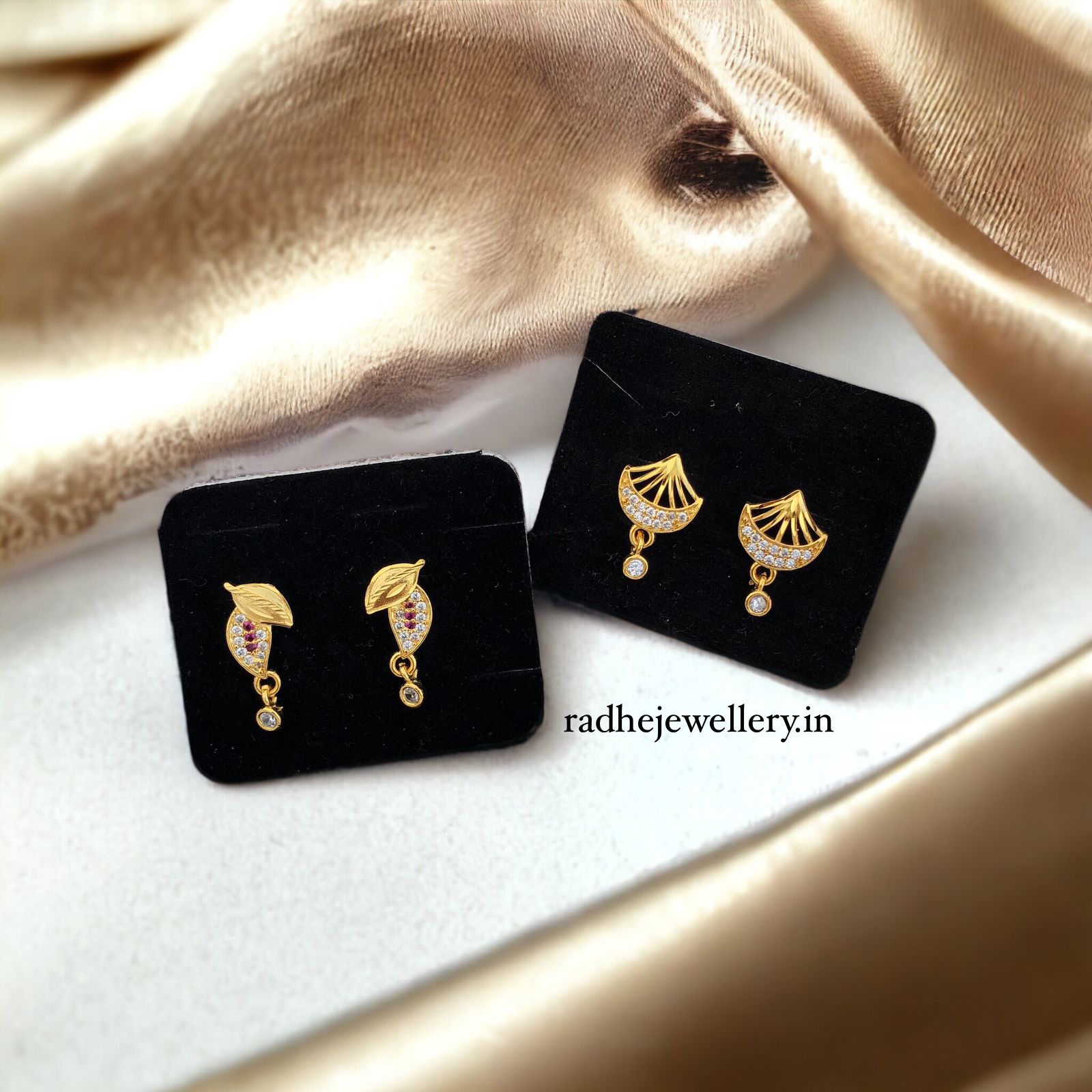 1 GRAM GOLD PLATED EARRINGS STONE STUD EARRINGS DESIGN SET OF 2