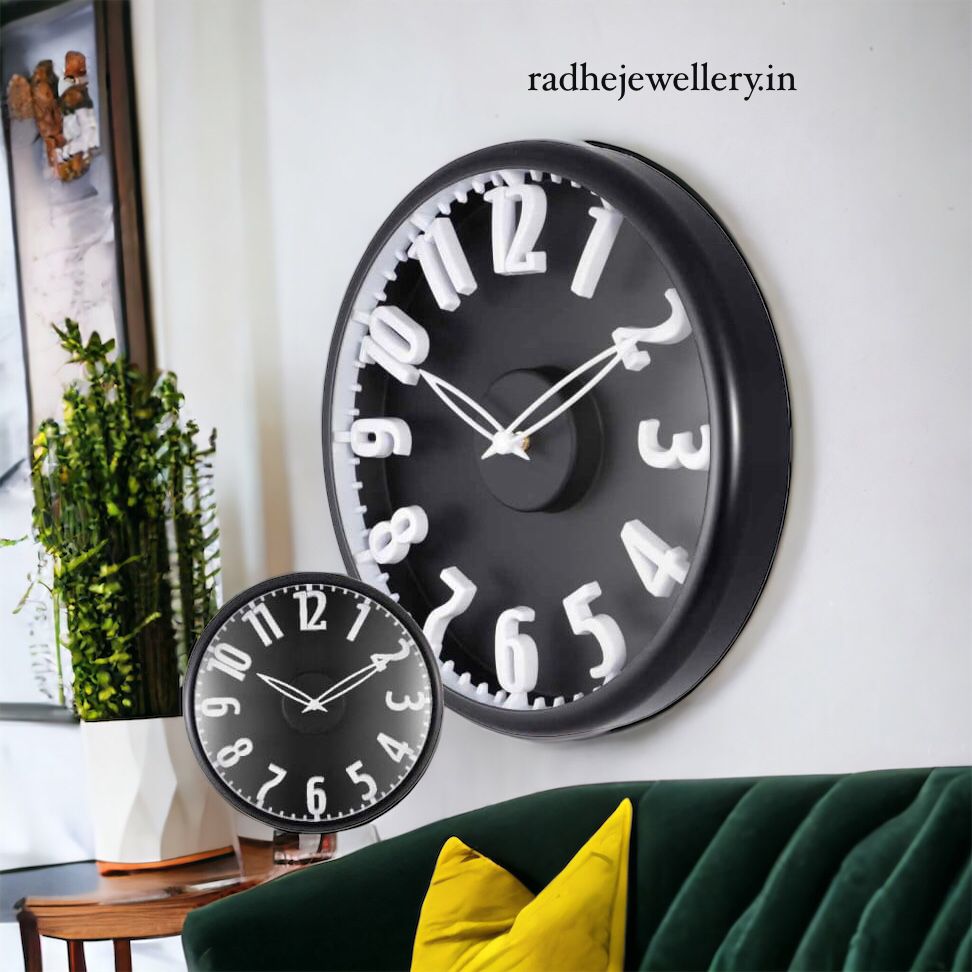 Siddharth Quartz Round Shape Black Wall Clock