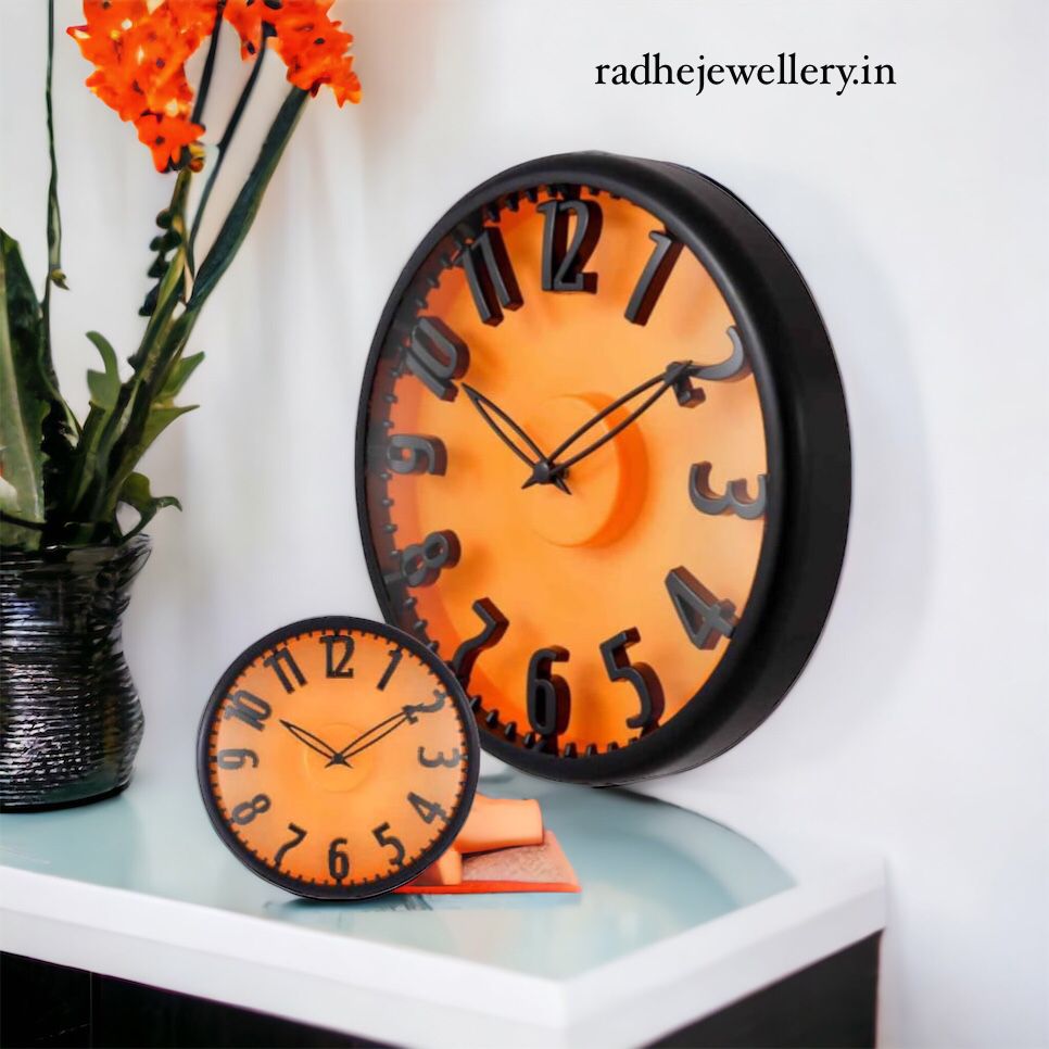 Siddharth Quartz Round Shape Black Wall Clock