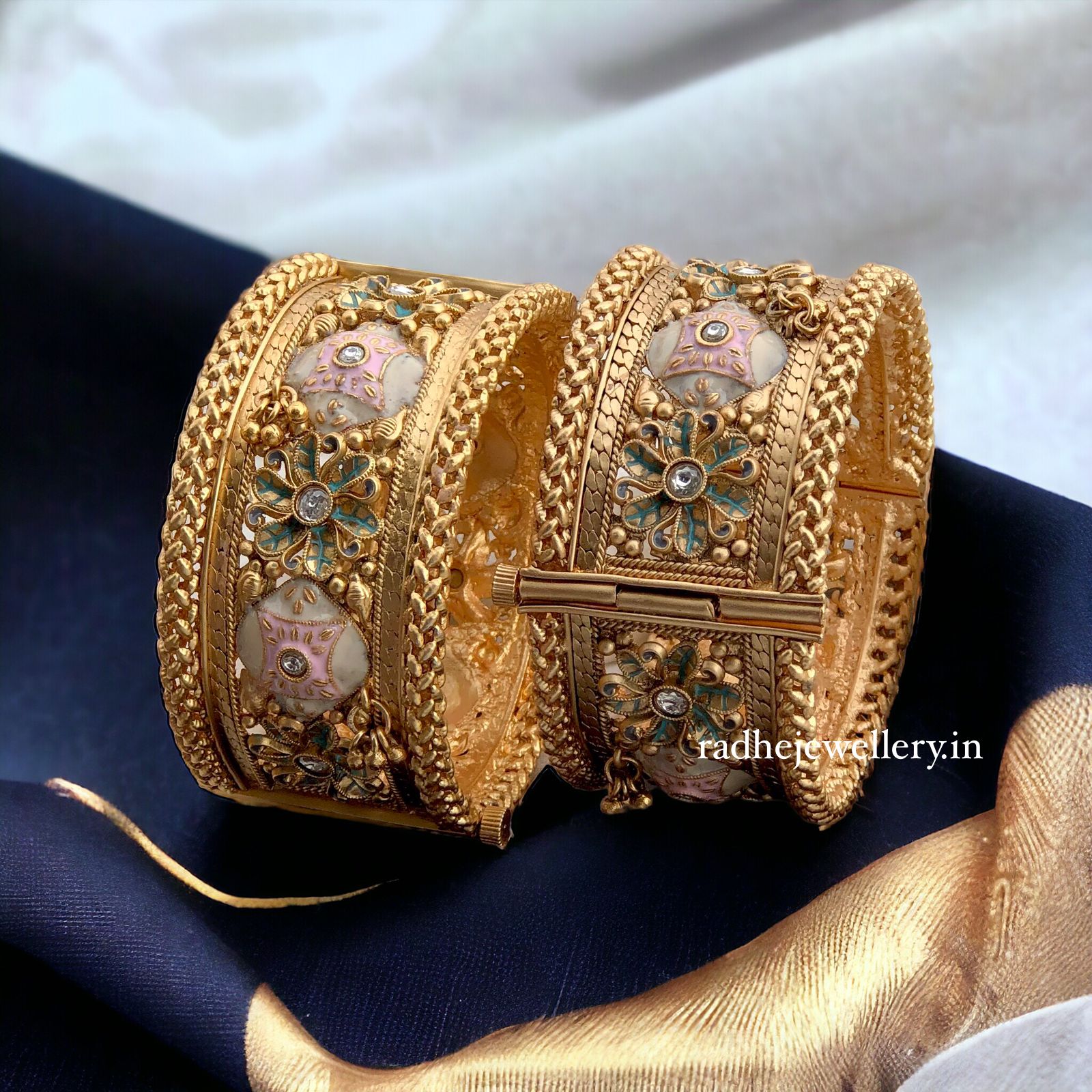 Premium Rajwadi Polish Openable Kada Bridal Bangles