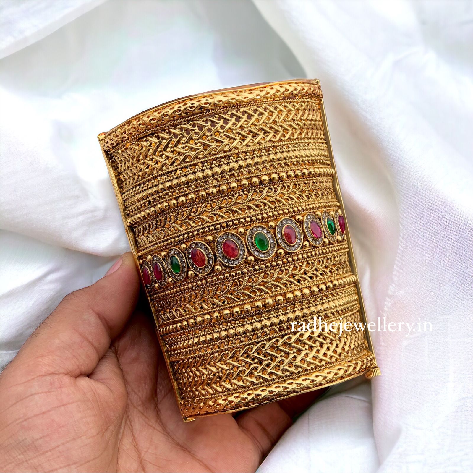 Premium Rajwadi Polish Openable Kada Bridal Bangles