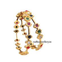 Design Navarathna Bangles Set
