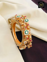 High Gold finish Openable Rajwadi Bangles set for women