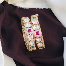 Pachi Kundan Bangles / Kundan kada / Gold kada / Openable Bangle / Indian wedding Jewelry/ Hand accessory