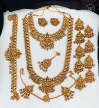 Laxmi Bridal Jewelry Set: Gold Plated Indian Wedding Jewellery