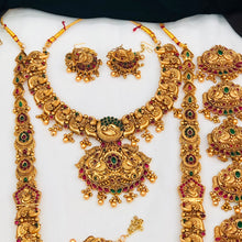 Gold Plated South Indian Bridal Jewelry Set: Floral Necklace, Earrings, Maangtikka