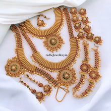 South Indian Bridal Wedding Set. High Quality Brass. A Premium Quality Jewellery Set For The Indian Bride Dulhan