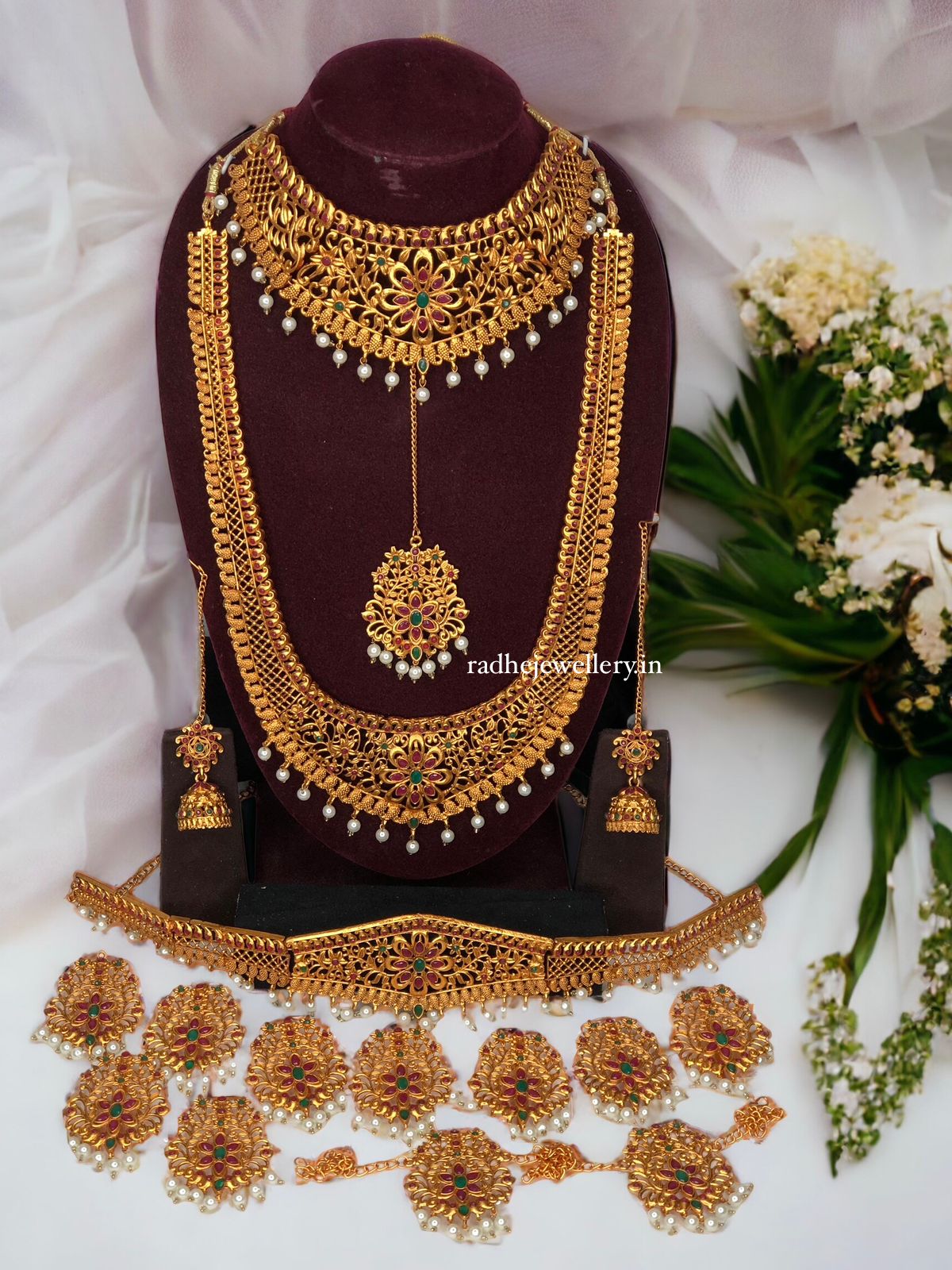 Maharani Complete Bridal Set  Matte Finish, Traditional Design