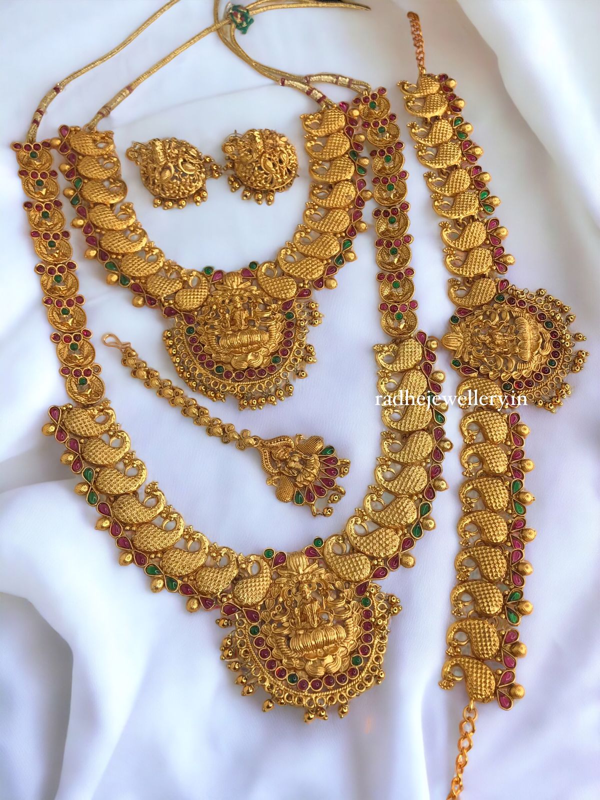 South Indian Bridal Women Necklace Set / temple jewellery set / Semi Bridal Jewellery