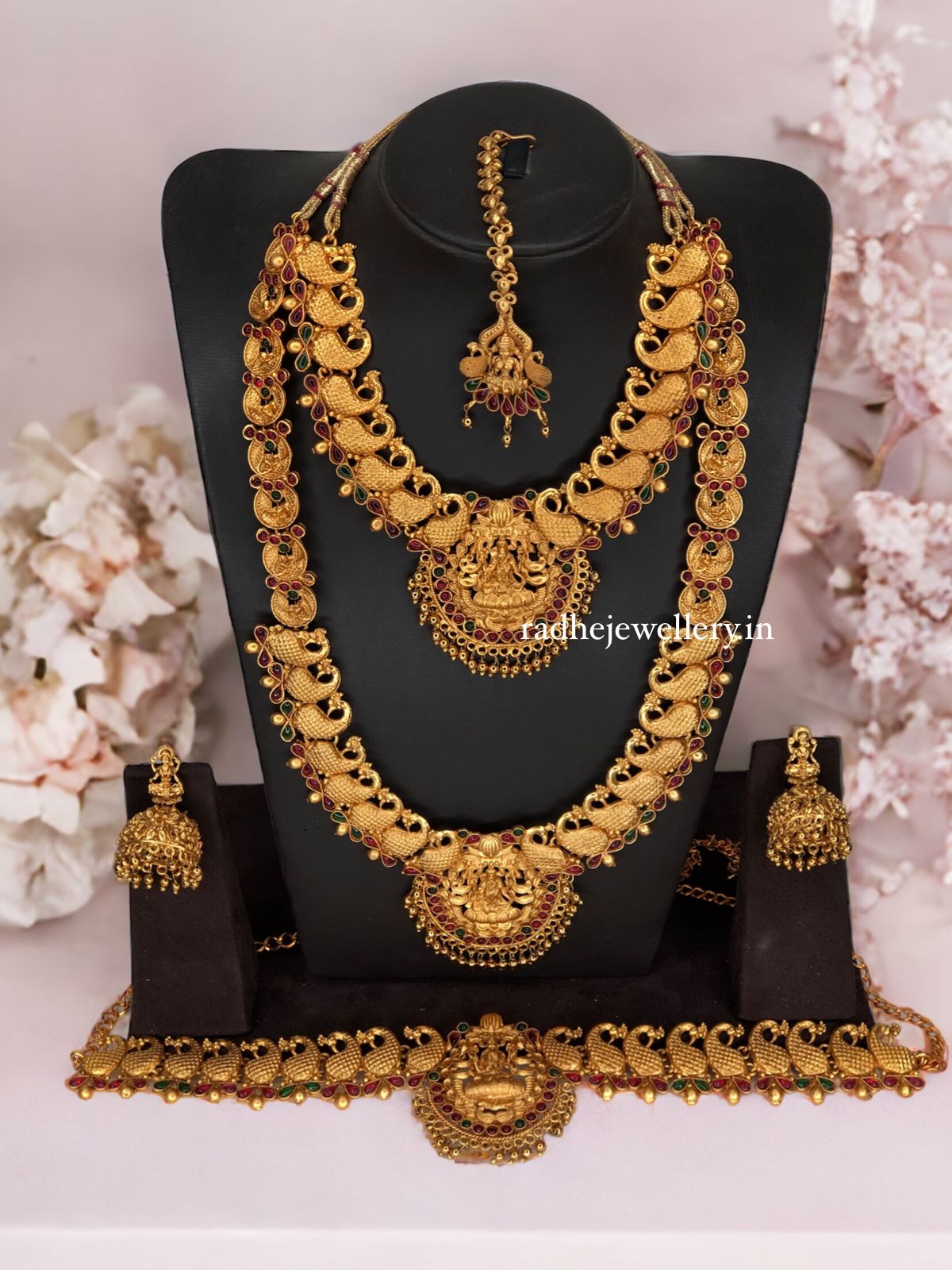 South Indian Bridal Women Necklace Set / temple jewellery set / Semi Bridal Jewellery