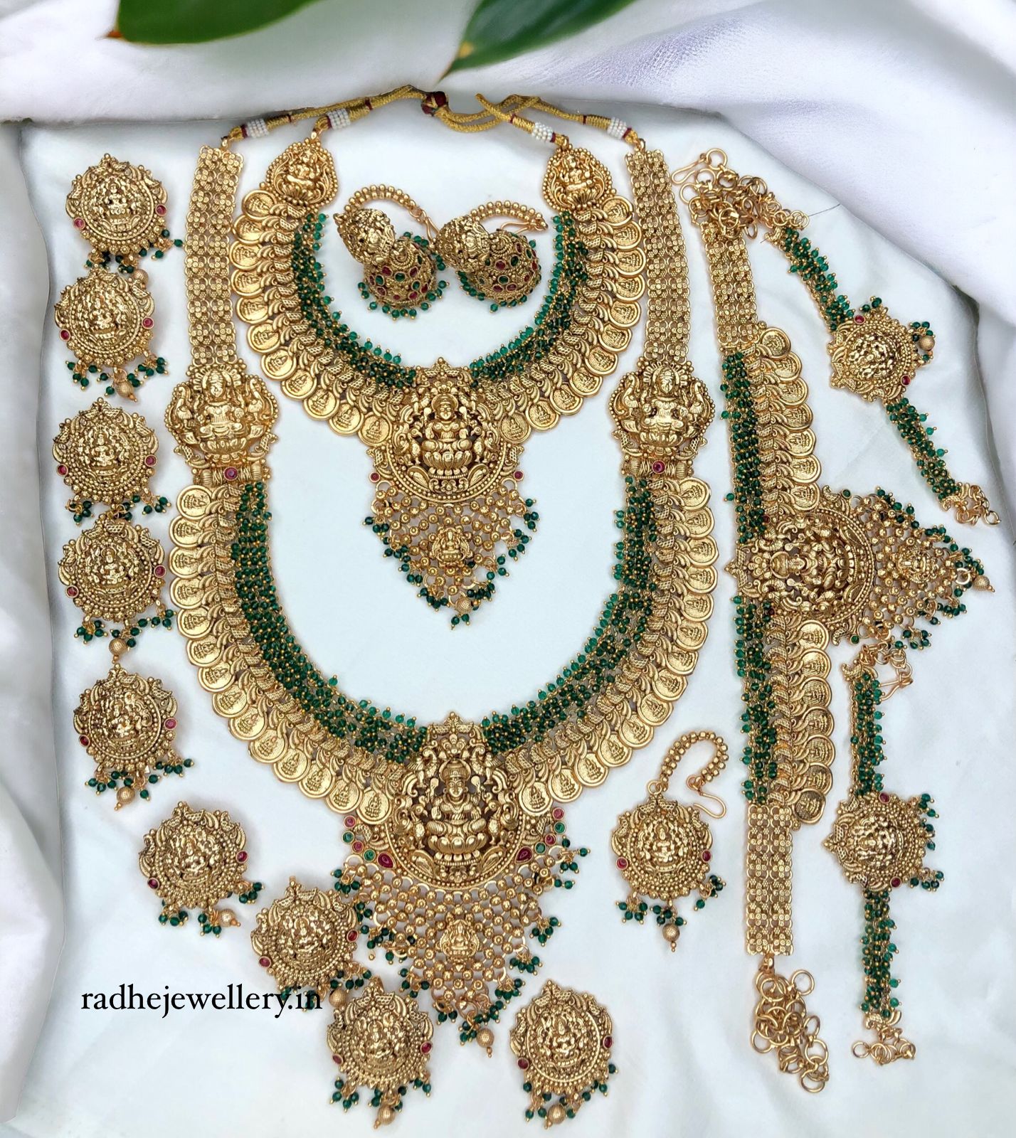 Latest Temple Bridal jewellery for Women, bridal jewellery set for women, Traditional Wedding Jewellery Bollywood Jewelry, Dulhan Bridal Jewelry Set