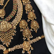 Latest Temple Bridal jewellery for Women, bridal jewellery set for women, Traditional Wedding Jewellery Bollywood Jewelry, Dulhan Bridal Jewelry Set