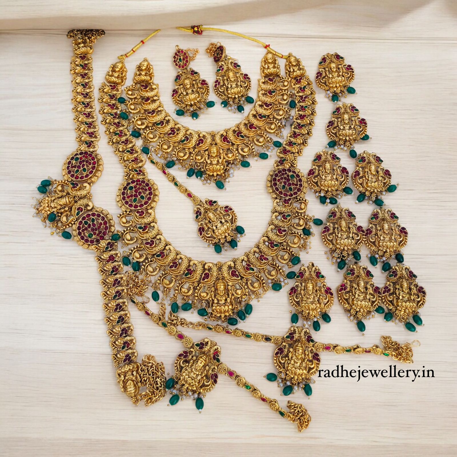 Beautiful Laxmi Design Matte Gold Polish Temple Design Temple Jewellery Wedding wear Dulhan Set