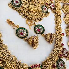 Beautiful Laxmi Design Matte Gold Polish Temple Design Temple Jewellery Wedding wear Dulhan Set