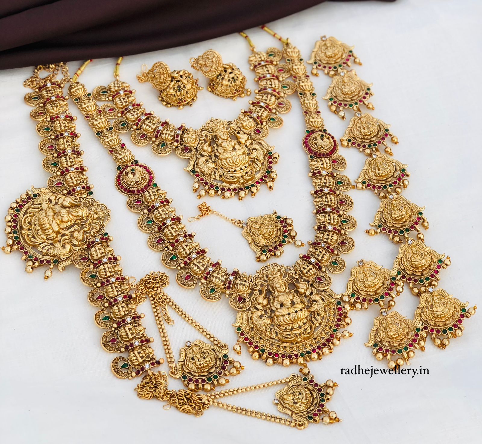 Beautiful Laxmi Design Matte Gold Polish Temple Design Temple Jewellery Wedding wear Dulhan Set