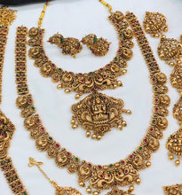 Beautiful Laxmi Design Matte Gold Polish Temple Design Temple Jewellery Wedding wear Dulhan Set