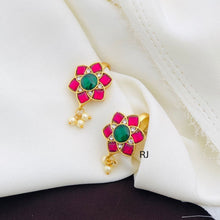 Jadau Stones Half Moon Bugadi Ear Cuffs/Pair of Jadau Earcuffs/non pierce/Quality Kundan/studs/white stones handmade/Minimalist Design