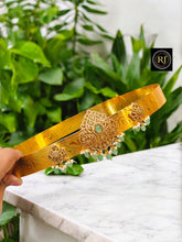 Traditional Gold-Toned Kasu-Pattern Vaddanam/Oddiyanam with Kundan, Ruby, and Emerald mbellishments