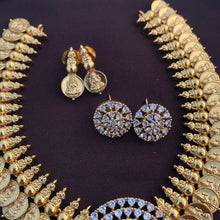 Antique Gold Ad Stone Necklace Design Set