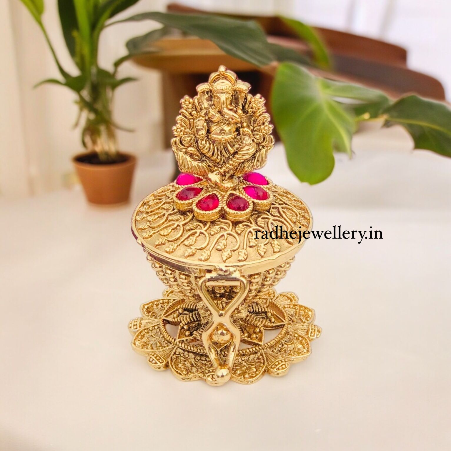 Ganesh design Kumkum Box ,Kumkum Box Design,Buy Gift articles Kumkum Box,,Sindoor box