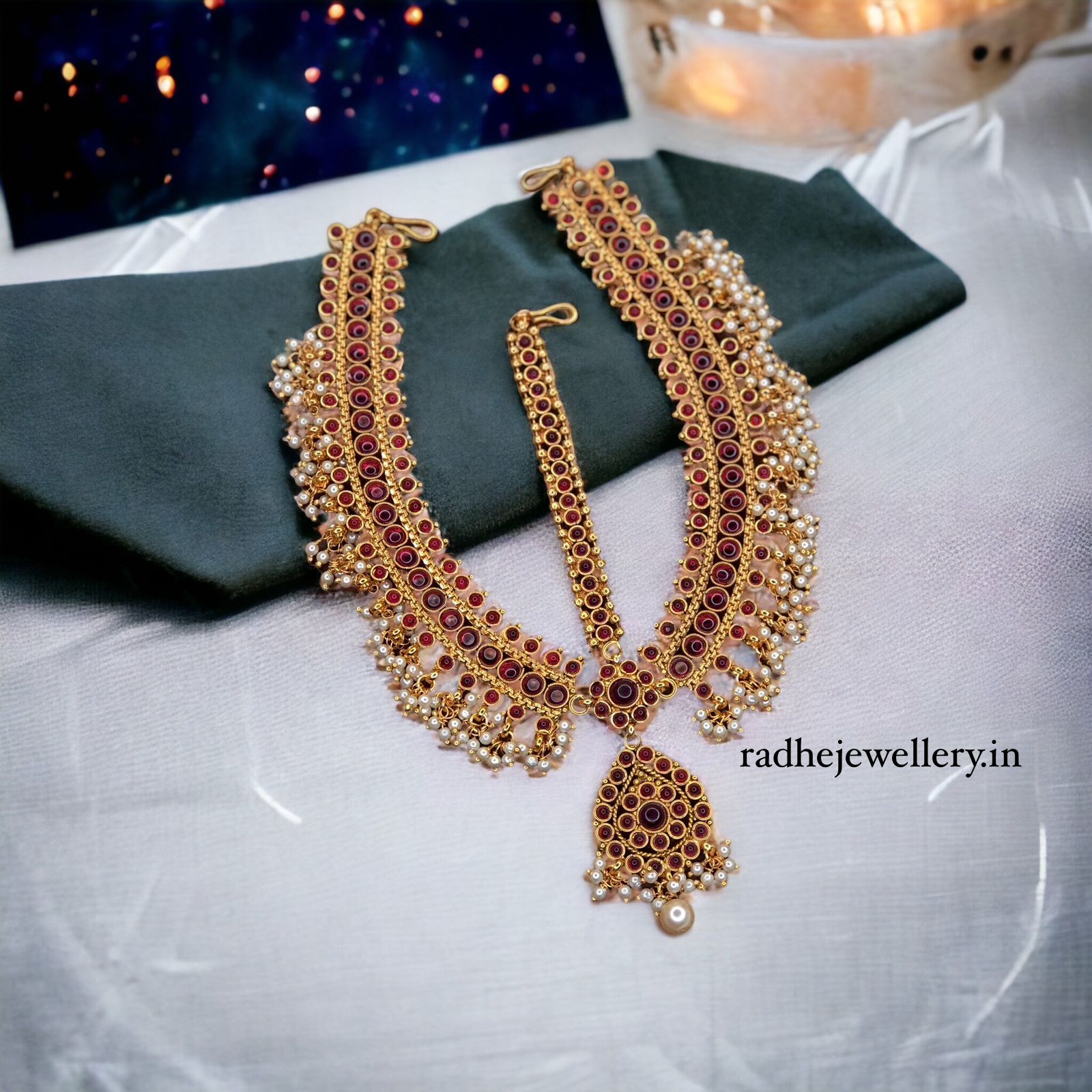 Traditional Indian Bridal Maang Tikka, With Tiny Pearls