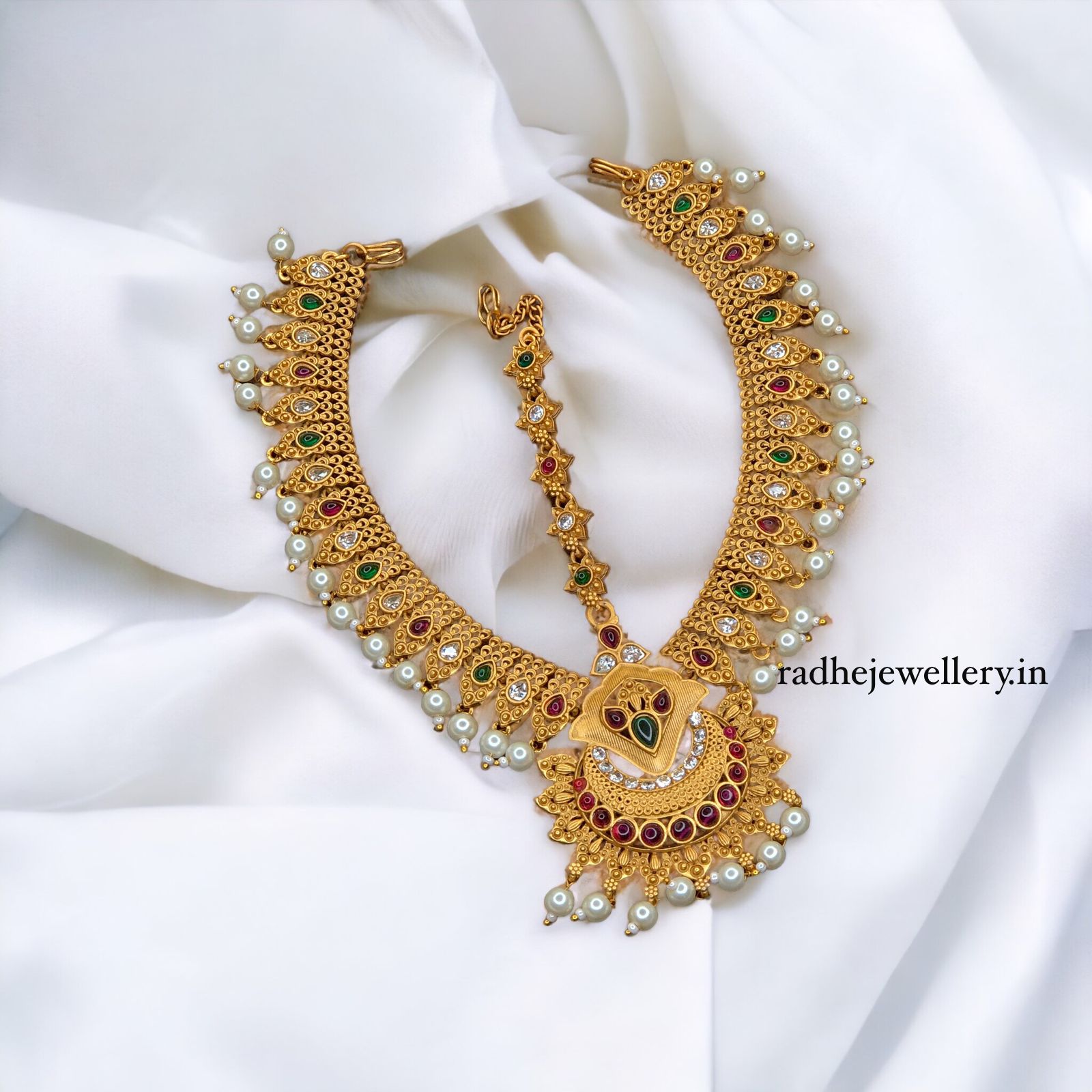 Traditional & Festival Design Bridal Maang Tikka, With Tiny Pearls