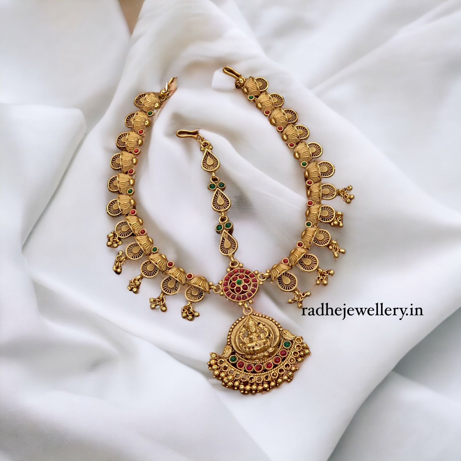 Goddess Lakshmi Design Maang Tikka, With Lotus Flowers Chain