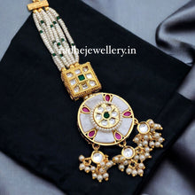 KUNDAN POLKI & PEARL MEENAKARI WEDDING MAANG TIKKA