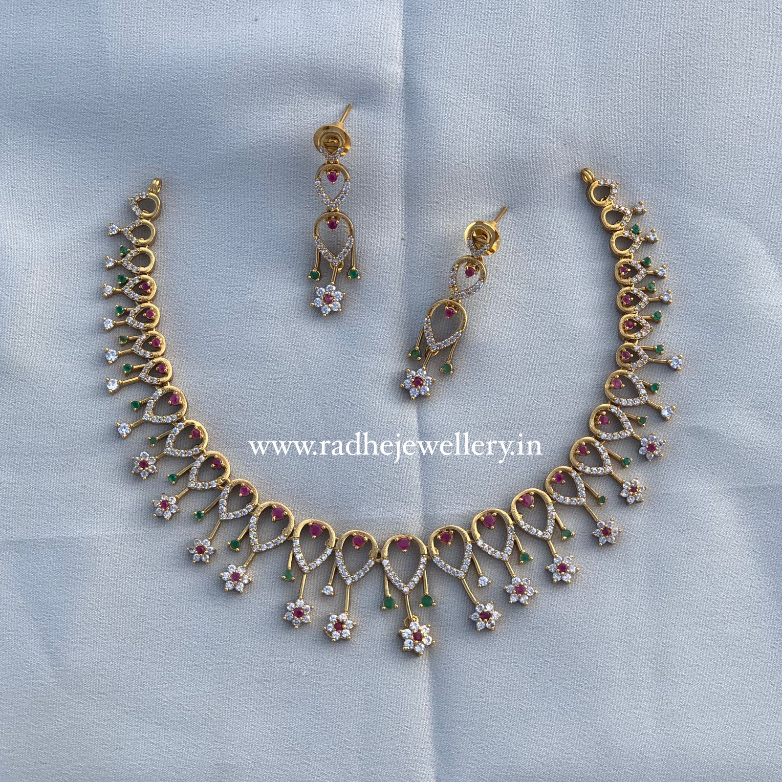 Style Ad Stone with Antique gold premium quality Necklace set