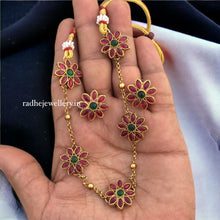 Amazing Floral Design Necklace