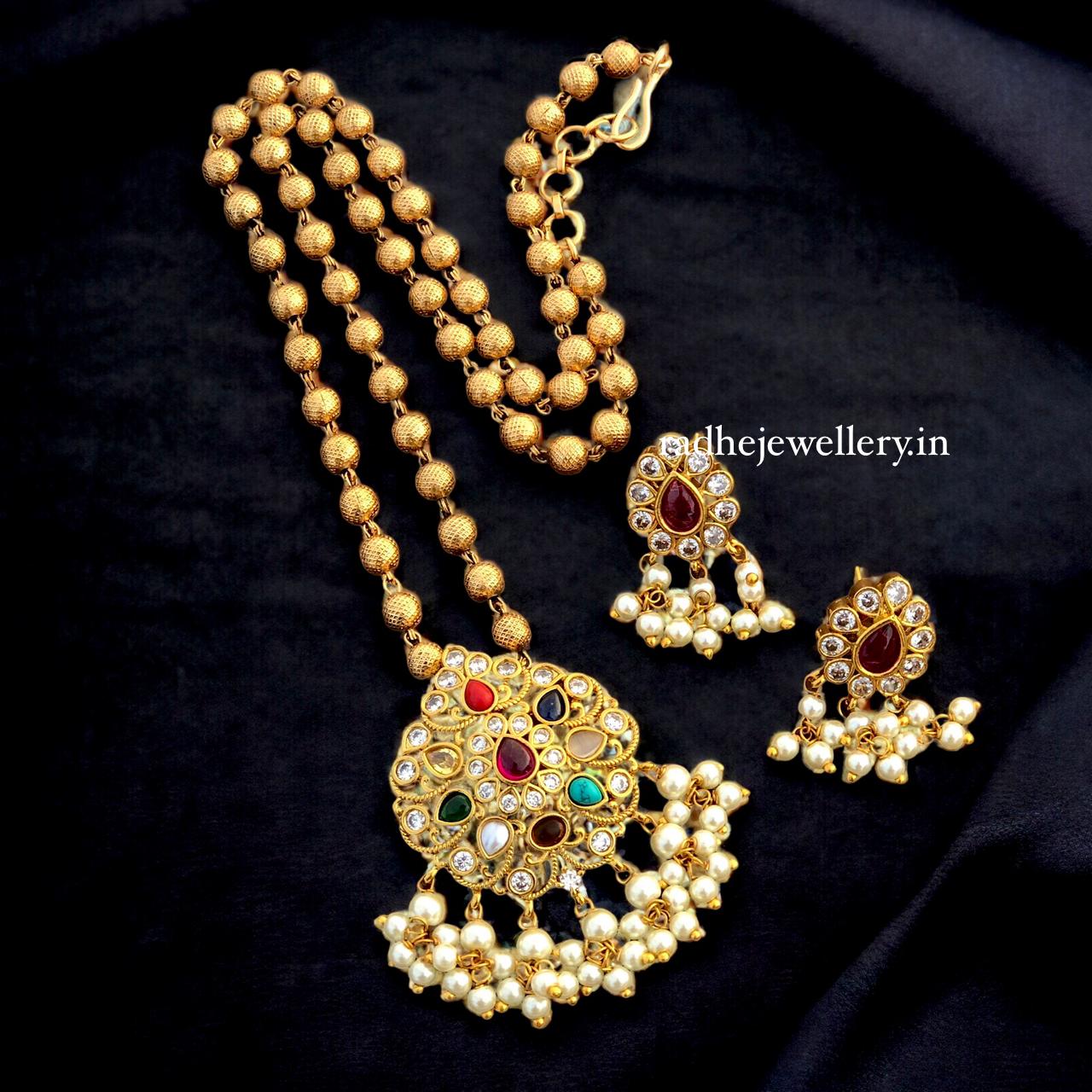 Navratan Jadau Round Pendant Necklace