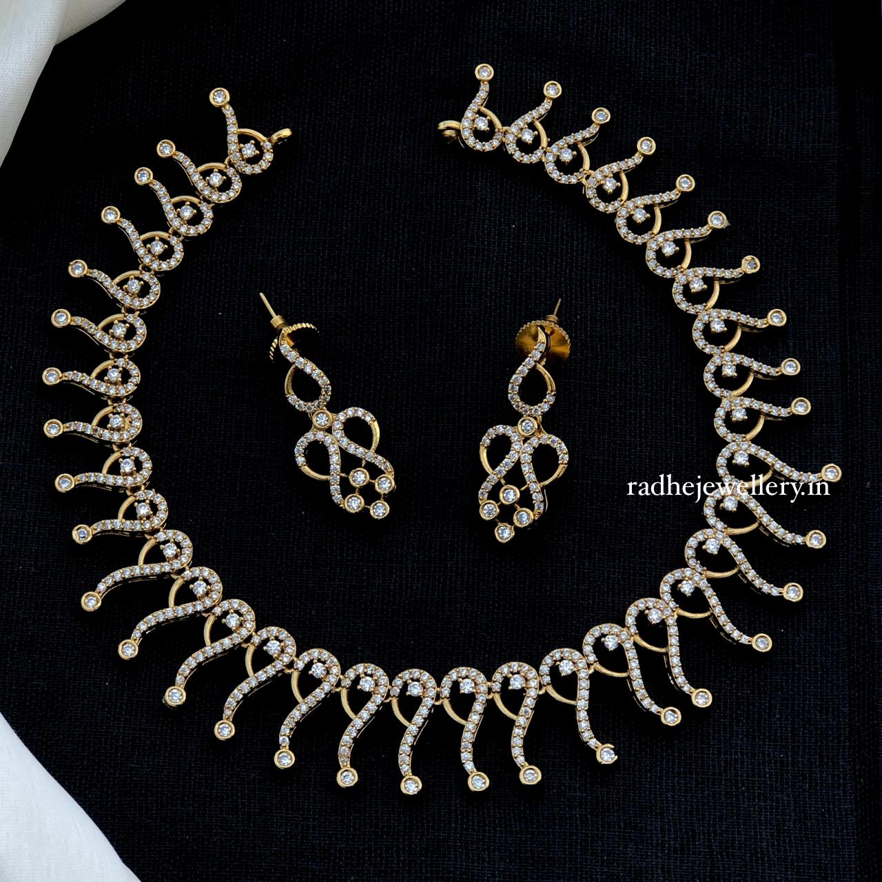 AD Stone Short Neckpiece Set design