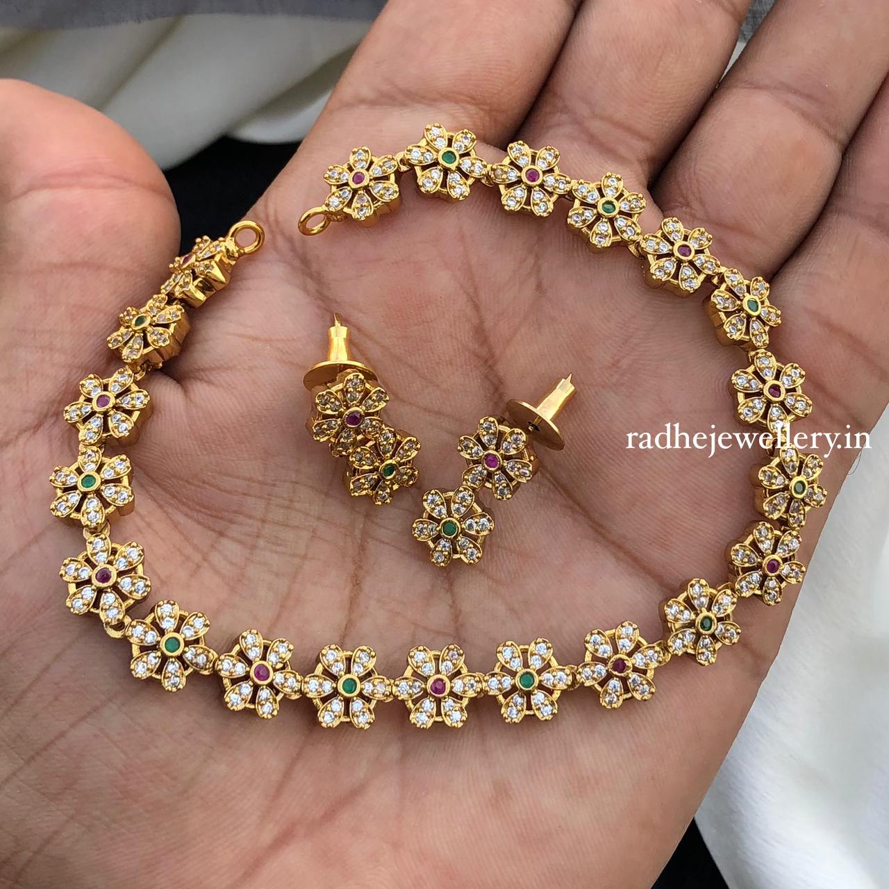 AD Stone Short Neckpiece Set design