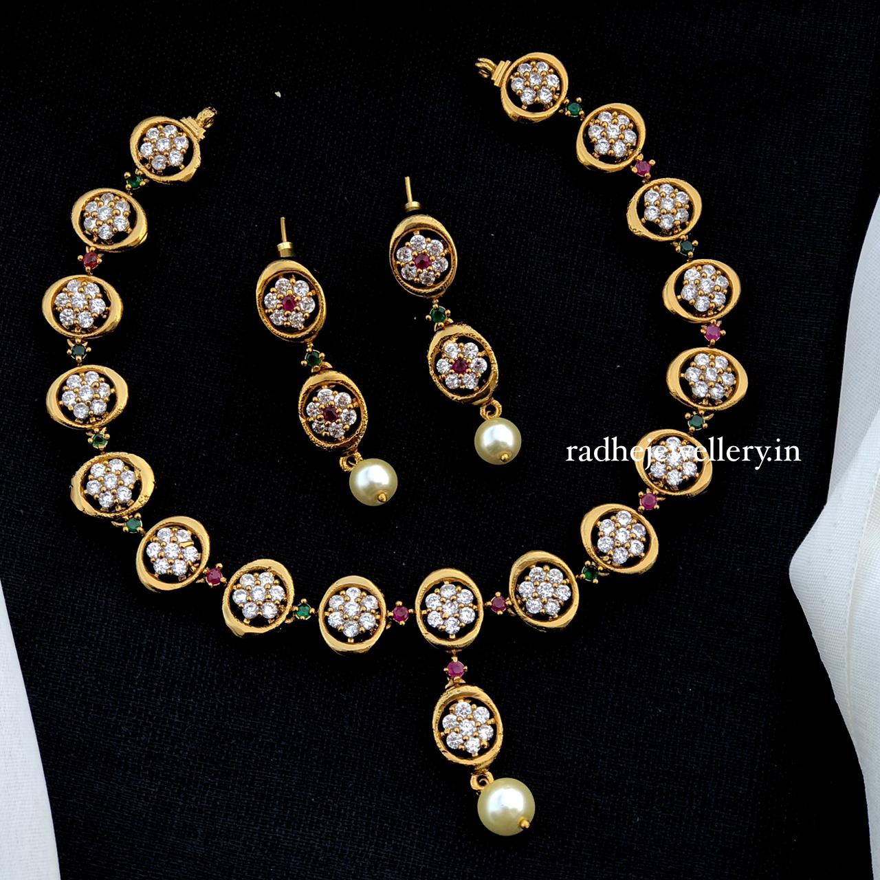 AD Stone Short Neckpiece Set design