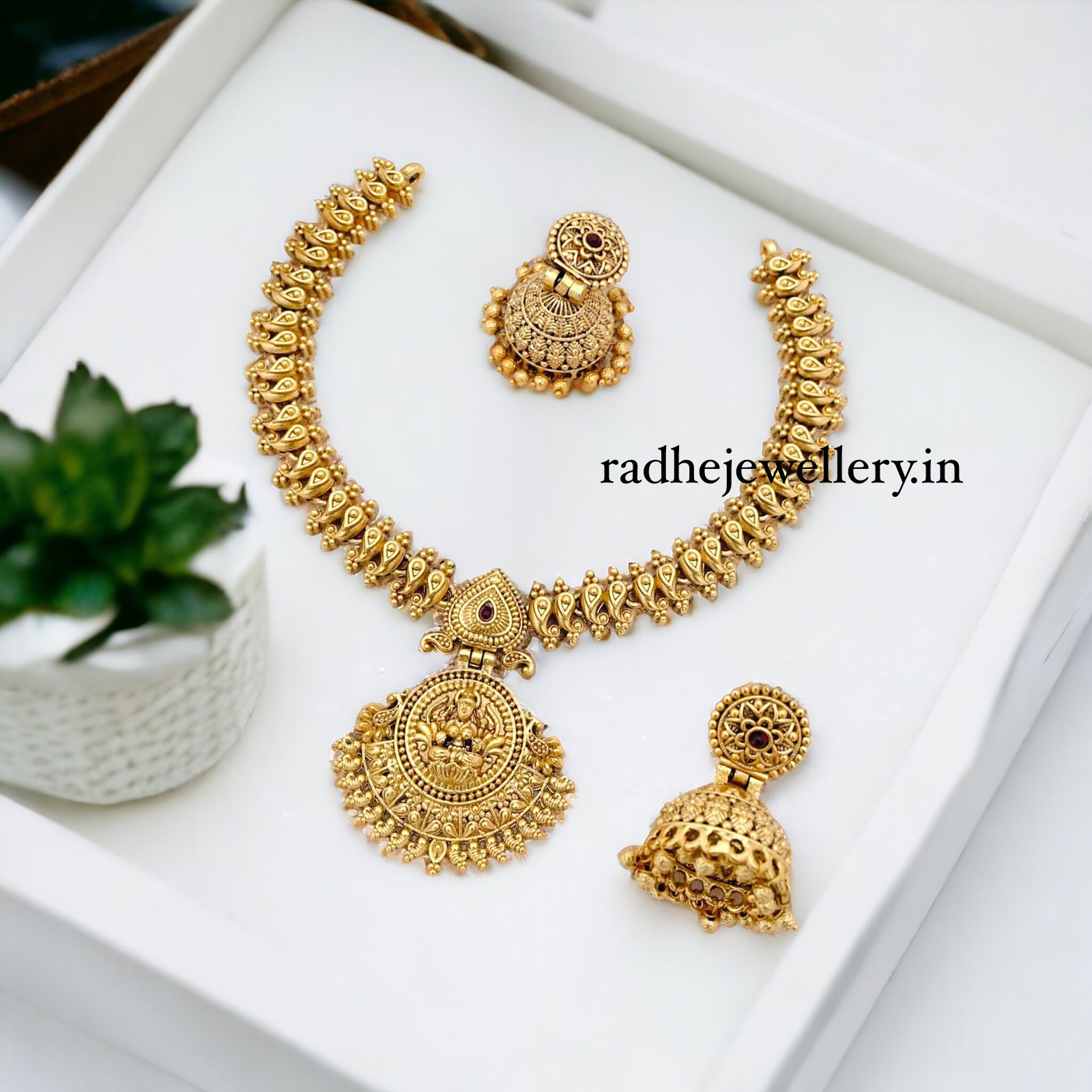 Laxmi Designer Matte Gold Polish Temple Necklace Set